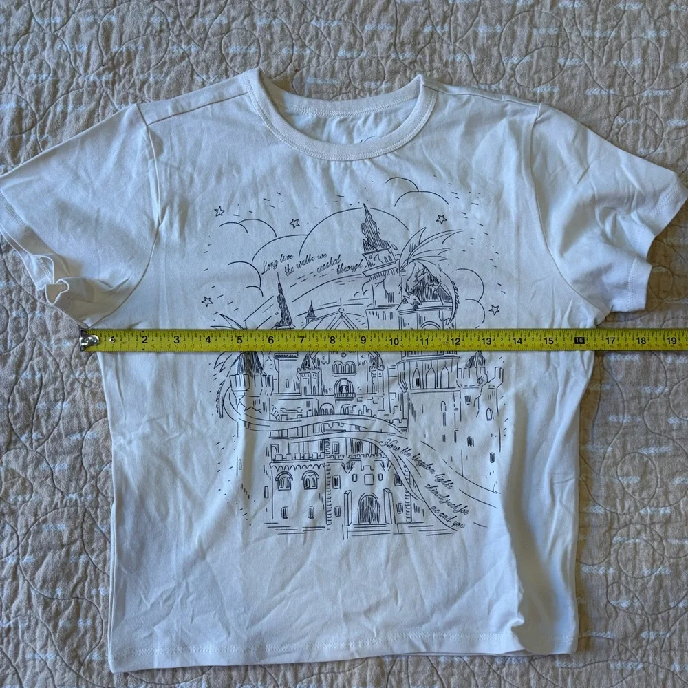 Taylor Swift Cream Castle Short Sleeve Tee - Picture 7 of 10
